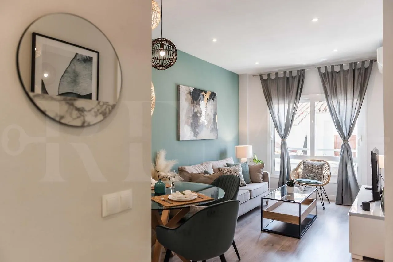 Sunny & Modern Apartment - Center By Rems Malaga Spain