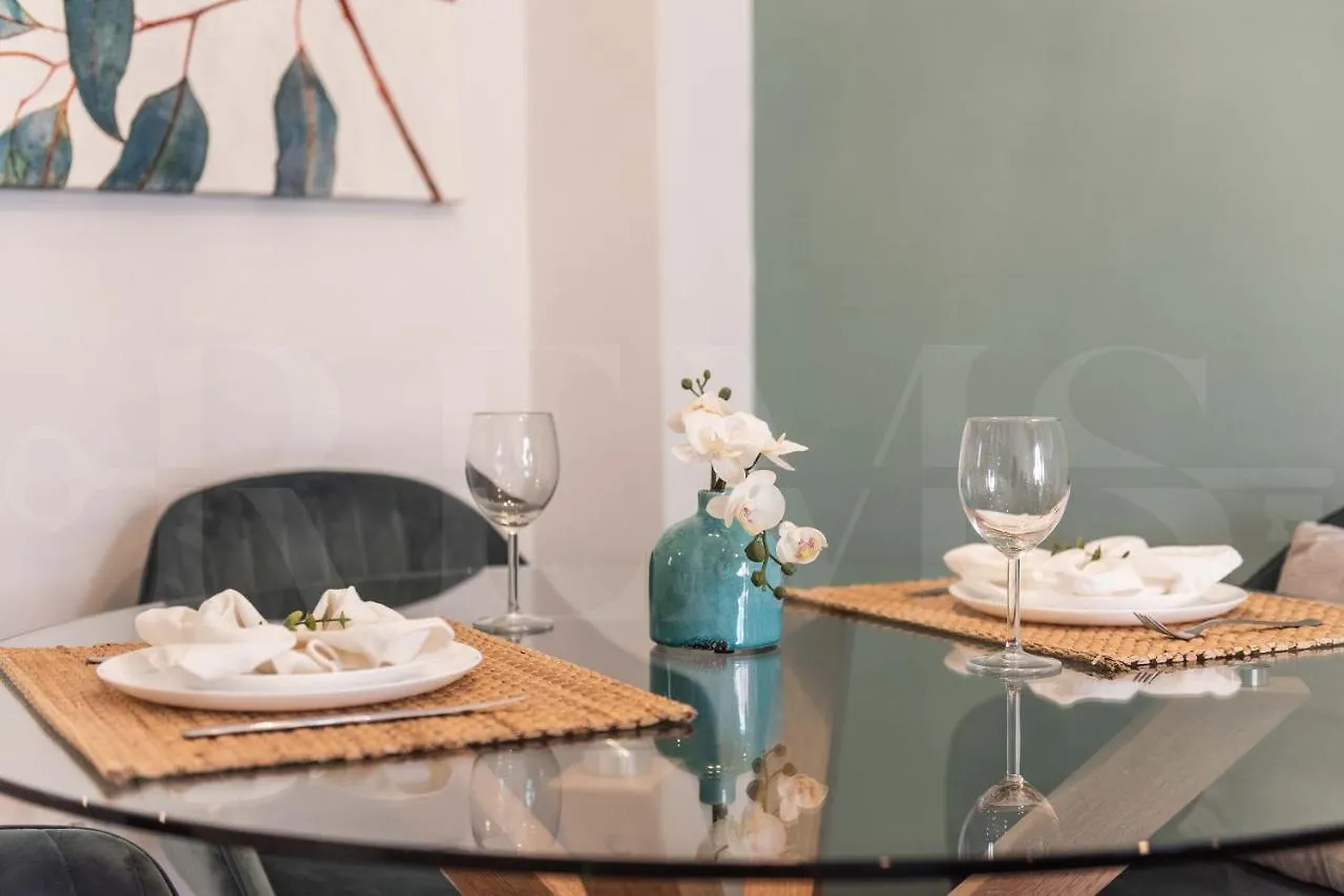 Sunny & Modern Apartment - Center By Rems Malaga Spain