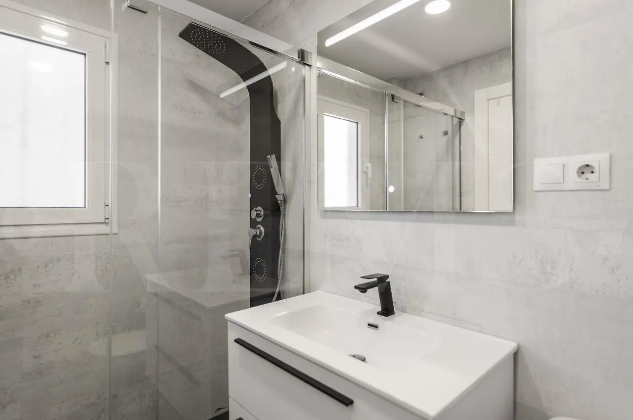Sunny & Modern Apartment - Center By Rems Malaga 0*,