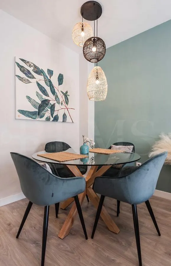 Sunny & Modern Apartment - Center By Rems Malaga Spain